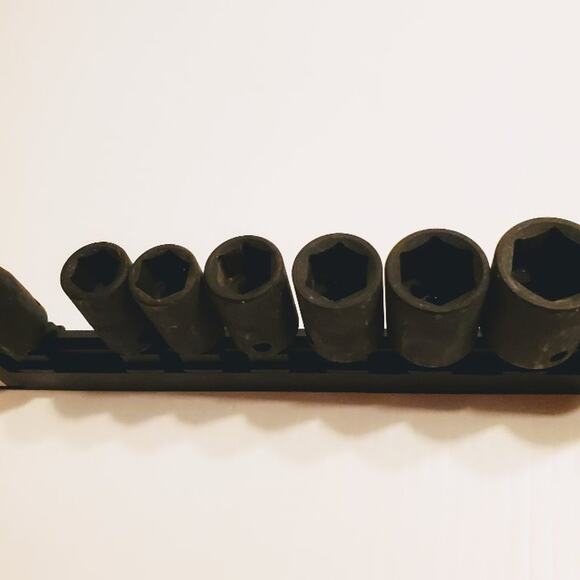 Pittsburgh 8pc Piece 3/8" Drive Metric Impact Swivel Socket Set - Picture 7 of 12